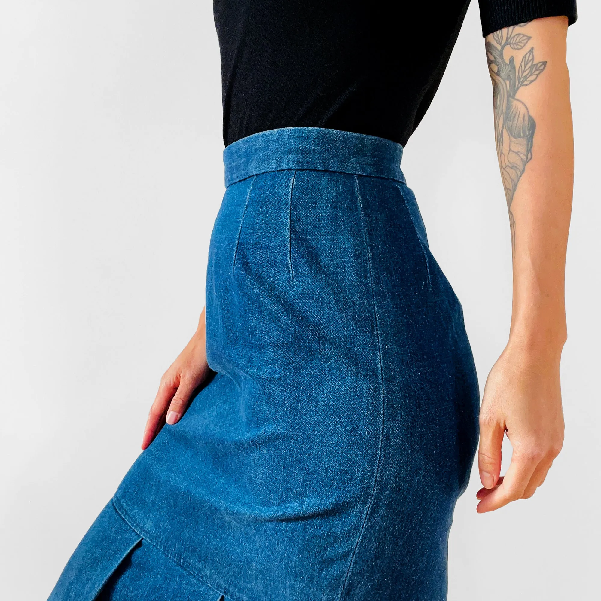 1990s Dark-Denim Soft Chambray Pleated Skirt