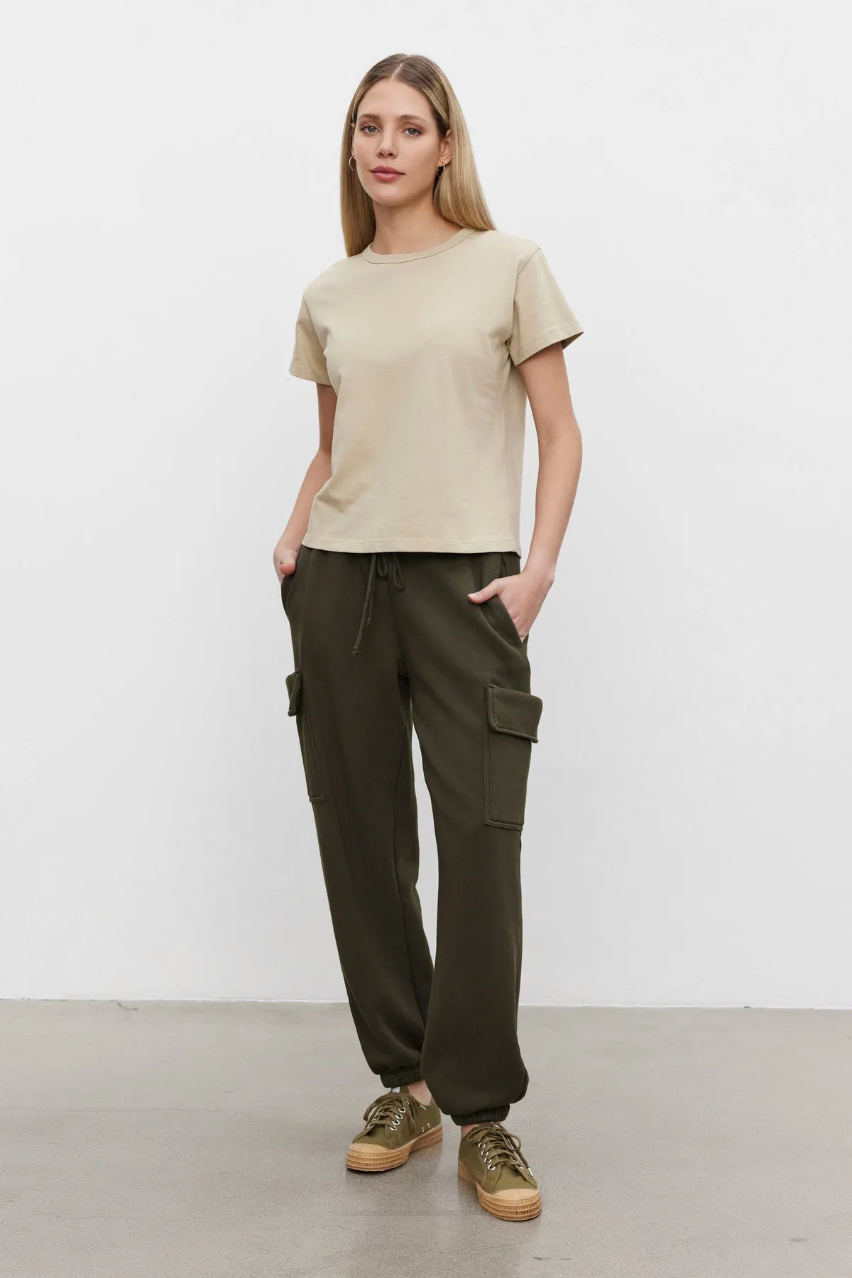 LEIGH TEE
