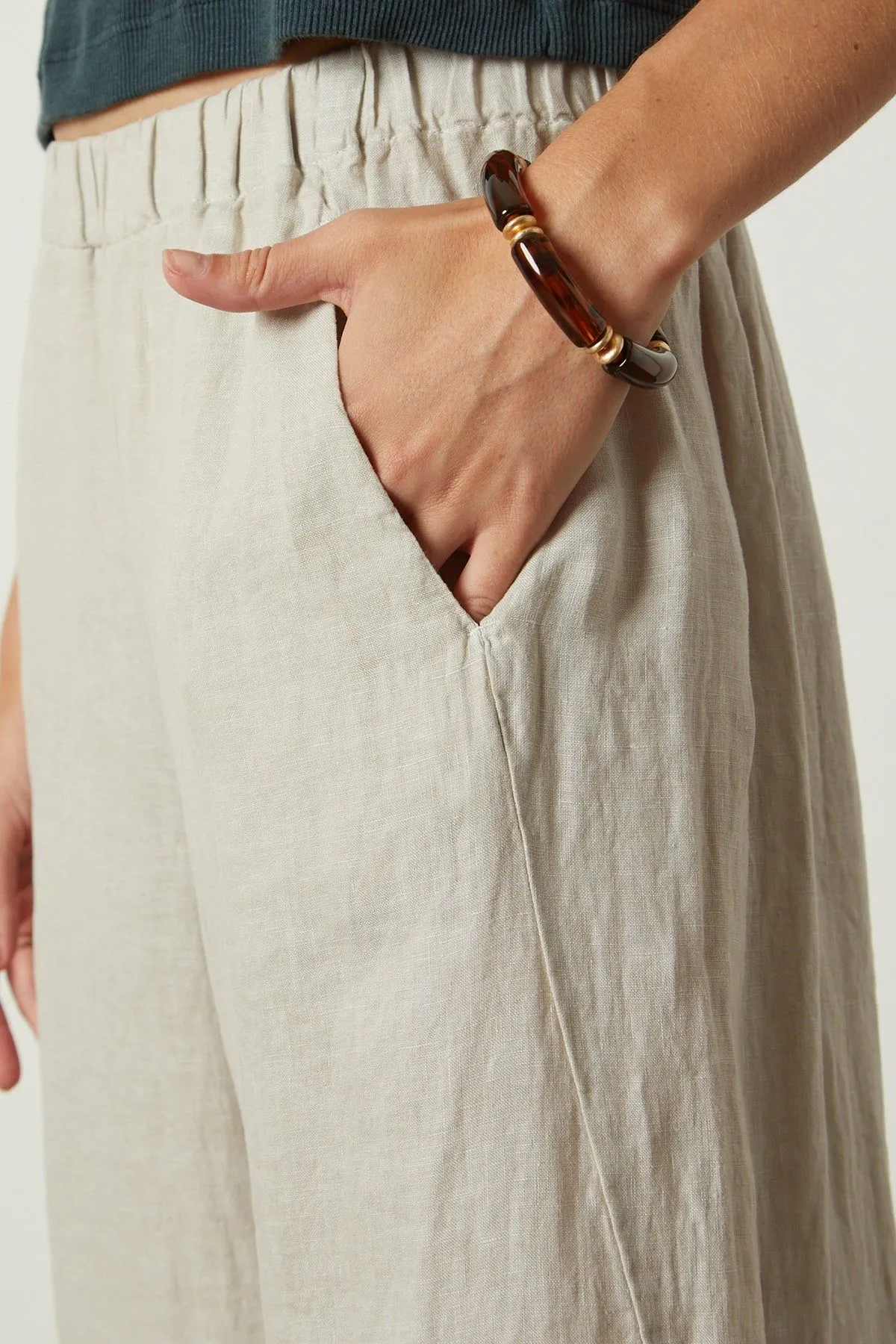 Velvet by Graham & Spencer Lola Pull On Linen Pants | Cobble